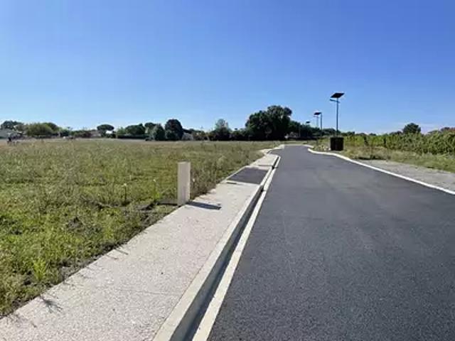 Terrain vente à Lesparre-Médoc, Brach