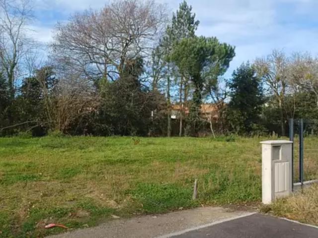 Terrain vente à Lesparre-Médoc, Brach