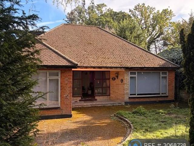 House for rent in Grange Hill, Epping Forest
