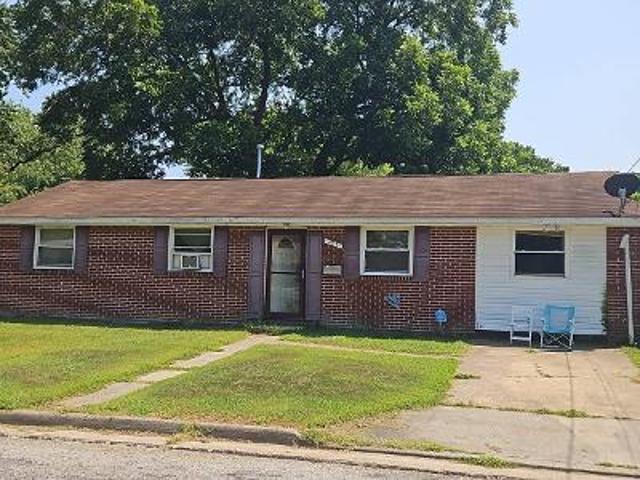 House for sale in Hampton
