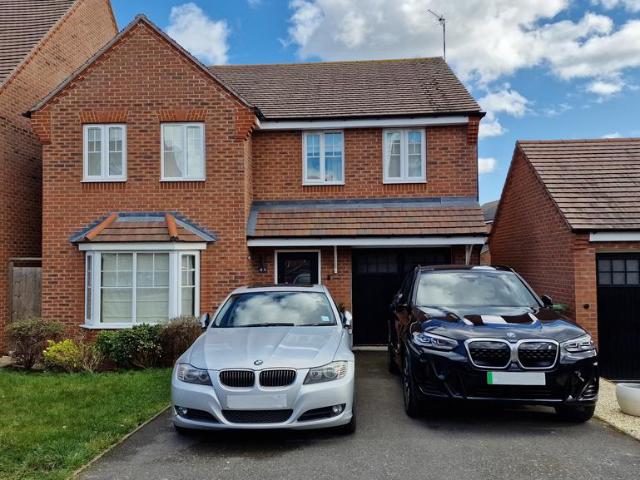 House for rent in Longbridge, Green Close
