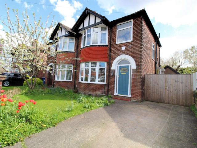 House for rent in Heaton Norris, Greater Manchester