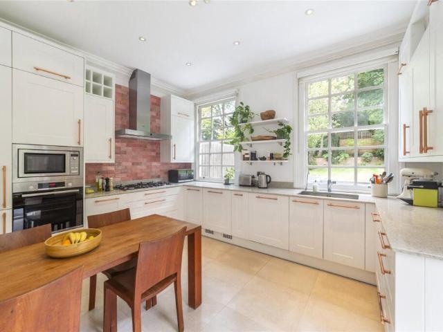 Apartment for rent in London Borough of Camden, Greater London