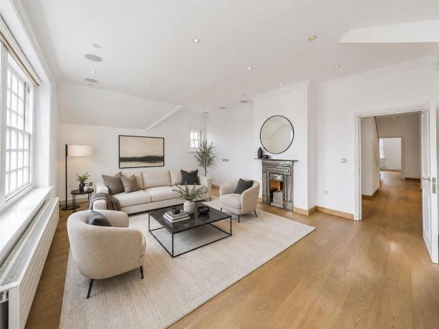 Apartment for rent in London Borough of Camden, Greater London