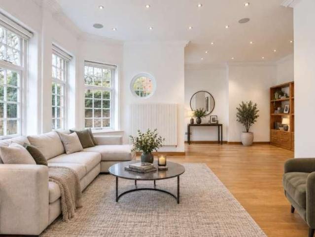 Apartment for rent in London Borough of Camden, Greater London