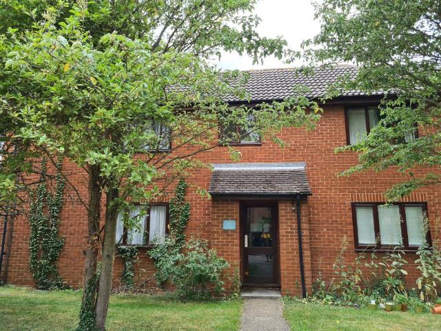 Studio for rent in Arbury, Cambridgeshire