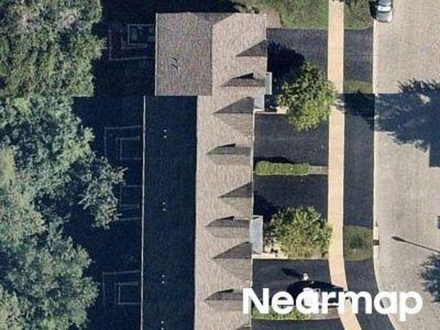 Townhouse for sale in Aurora, Illinois