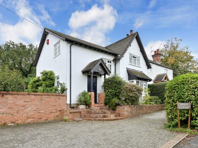 House for rent in Cookham Rise, Cookham
