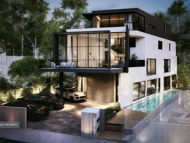 Detached House for sale