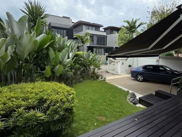 Detached House for sale