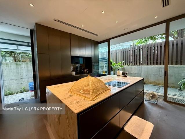 Detached House for sale in Serangoon