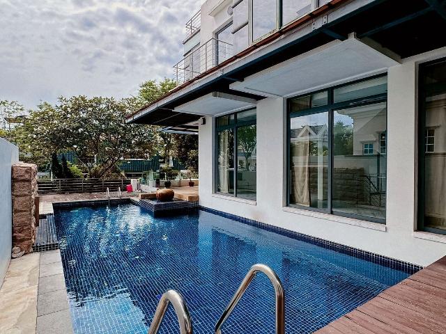Detached House for sale