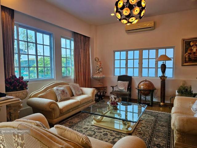 Apartment for sale in Serangoon