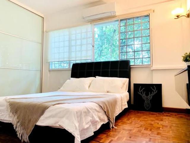 Apartment for rent in Braddell, Singapore