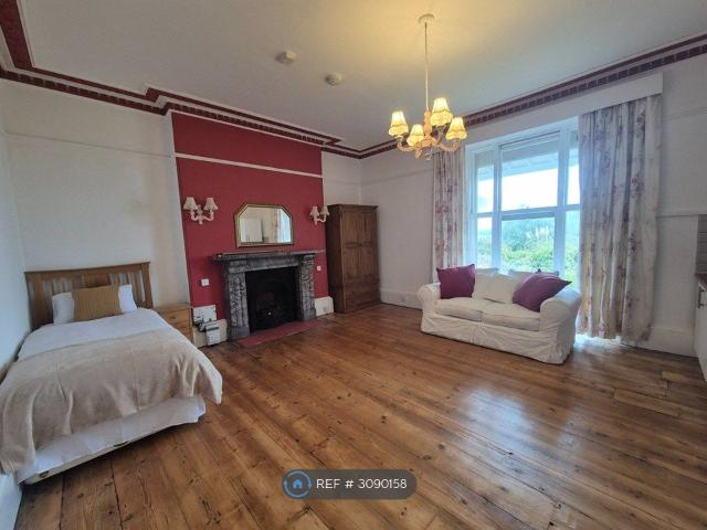 Room for rent in Ellacombe, Torquay