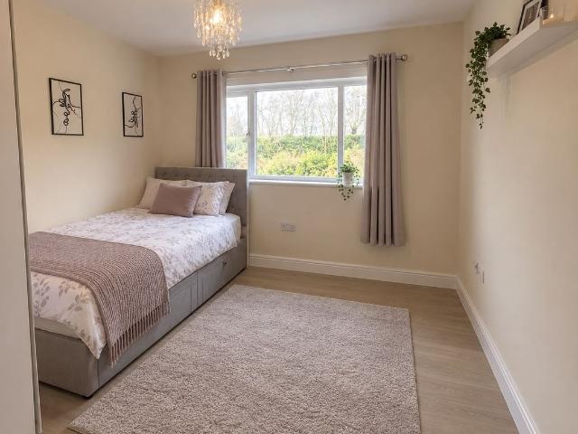 Studio for rent in Wyken, Worfield