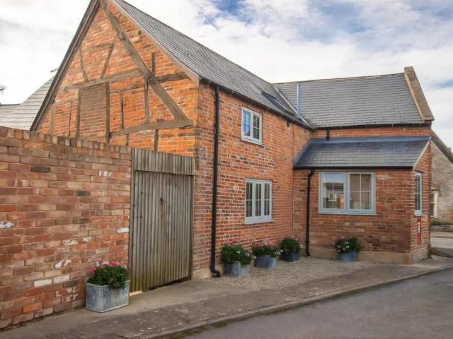 House for rent in Bradenstoke, Wiltshire