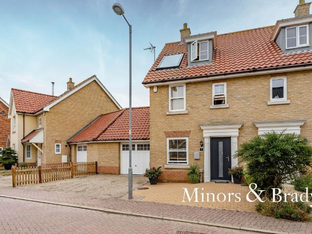 House for rent in Stokesby, Norfolk