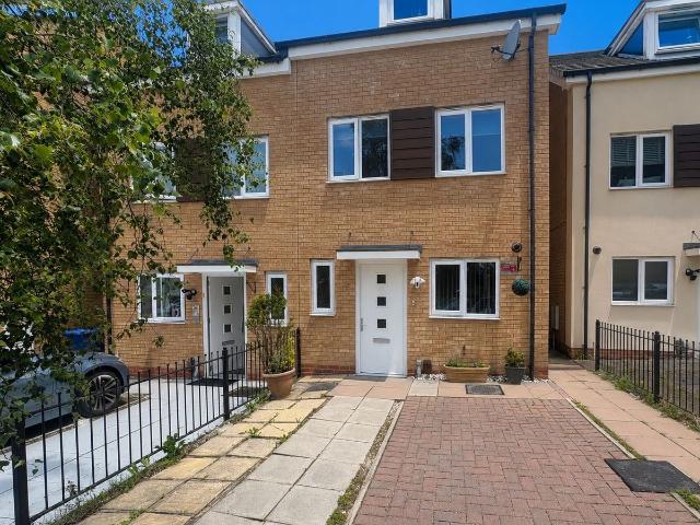 House for rent in Woodsetton, Coseley