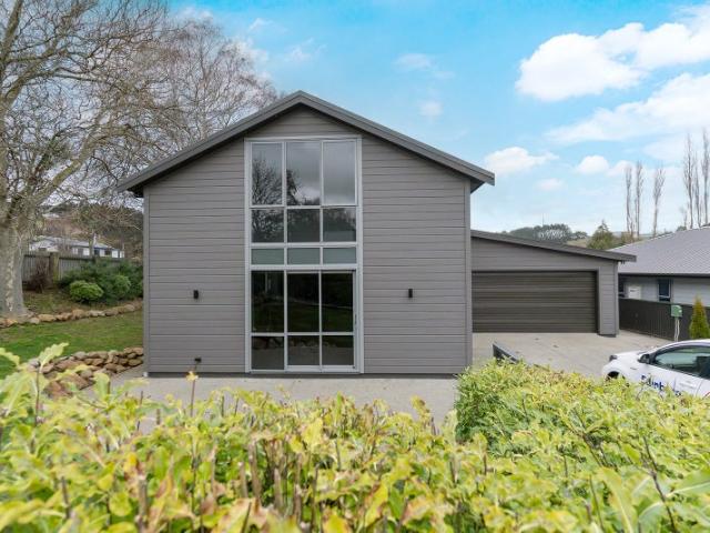 House for rent in Otakou