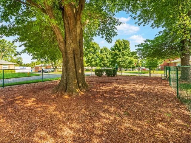 Apartment for rent in Mecklenburg, North Carolina