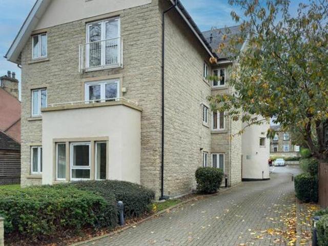 House for sale in Bonegate, Brighouse