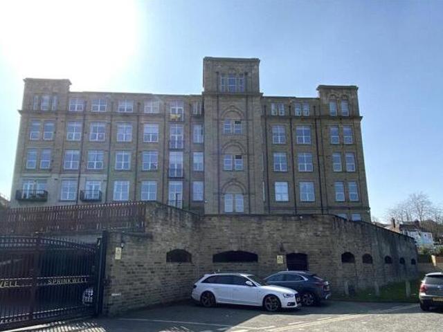House for sale in Eightlands, Dewsbury