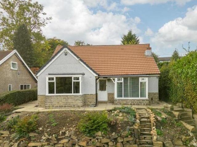 House for sale in Hillhouse, Huddersfield