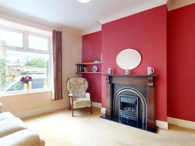 House for sale in West Chevin, Guiseley