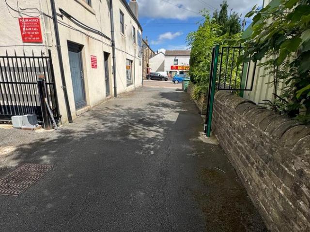 Apartment for rent in Farsley, West Yorkshire