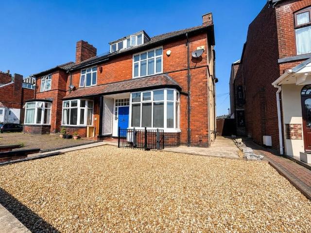 Apartment for rent in The Haulgh, Lee Bank