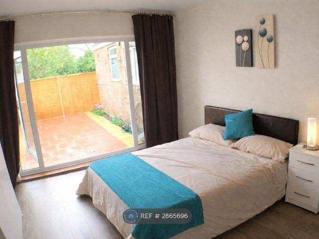 Room for rent in De Parys, Bedford