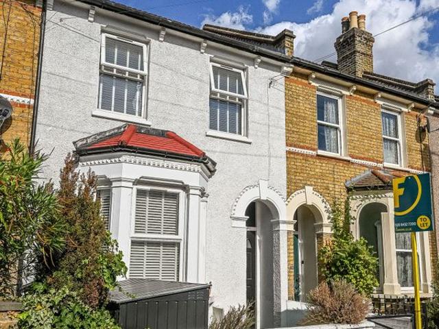 House for rent in London Borough of Lewisham, Greater London