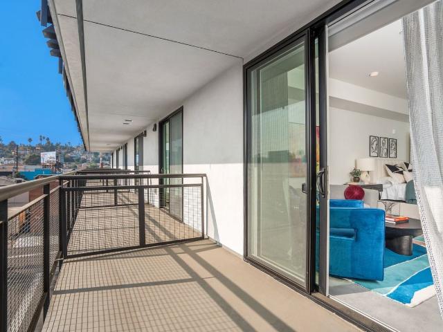 Apartment for rent in Canoga Park, California