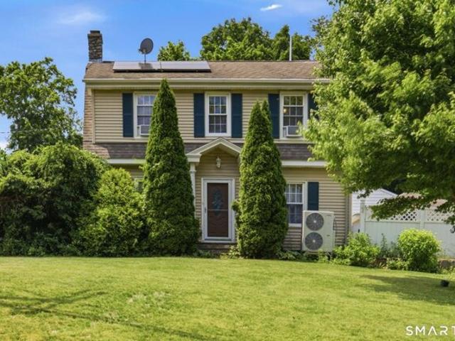 House for sale in Waterbury, Connecticut