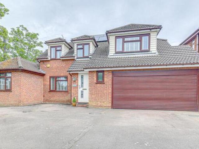 House for sale in Bread and Cheese Hill, Essex
