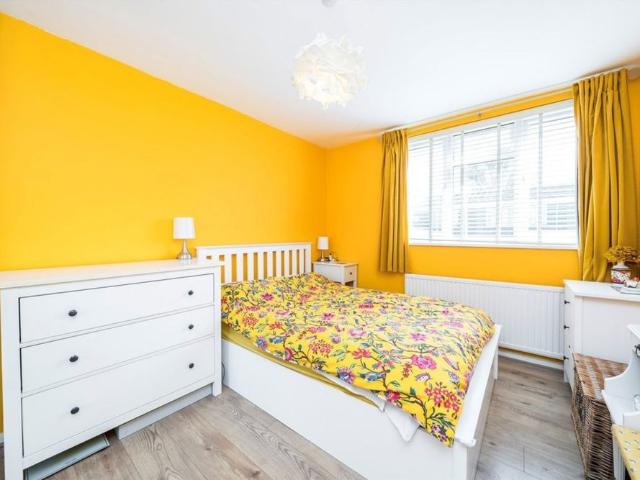 House for rent in Barnsbury, Greater London