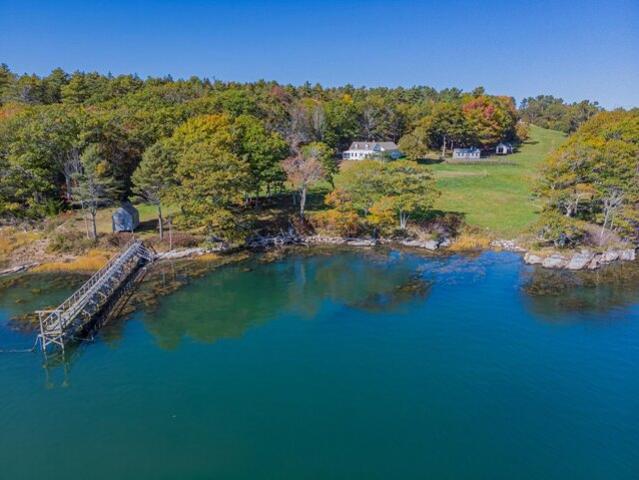 House for sale in Maine