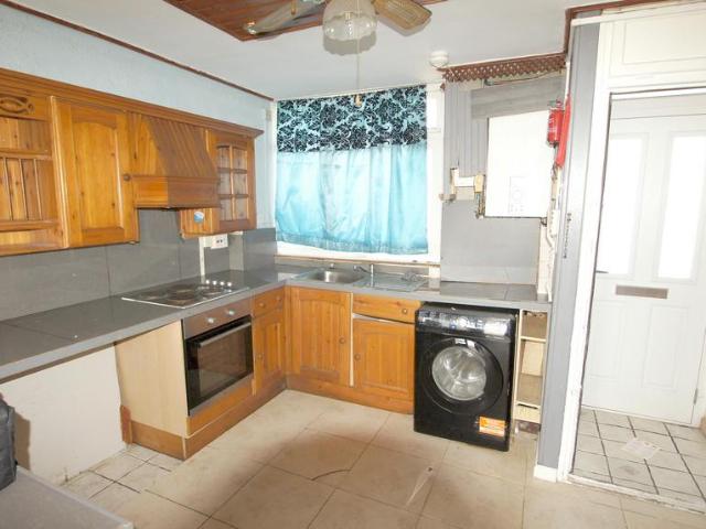 Apartment for rent in Homerton, Greater London