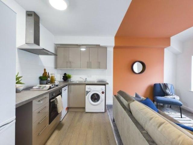 House for rent in Kensington, Calderstones