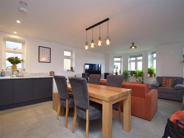 Apartment for rent in London Borough of Harrow, Greater London