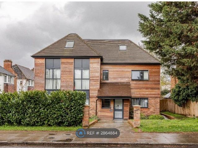 Apartment for rent in Cockfosters, Greater London