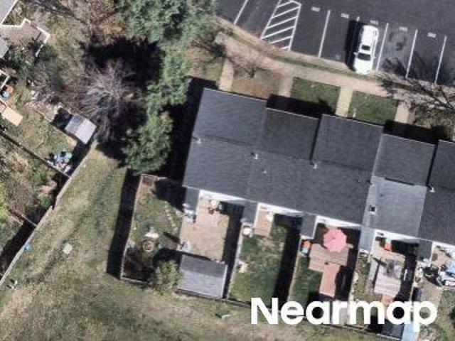 Townhouse for sale in Winchester