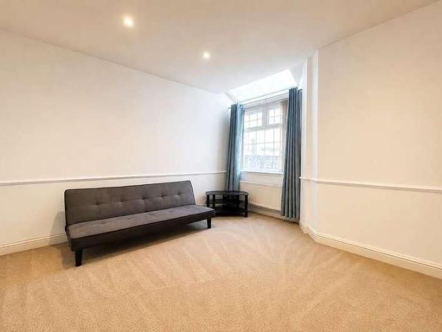 House for rent in Georgia, Greater Manchester