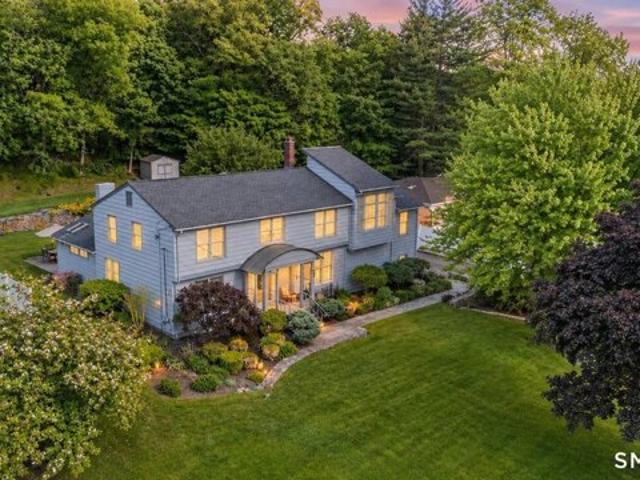 House for sale in Hamden, South Central Connecticut Planning Region