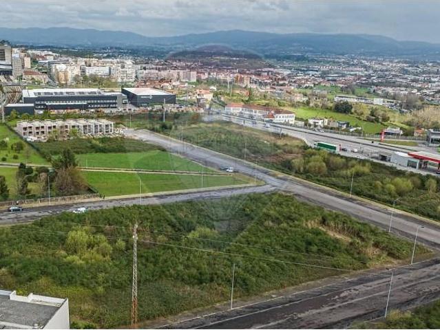Terreno venda em Ponte Falcão, Braga