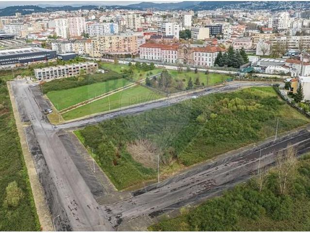 Terreno venda em Ponte Falcão, Braga