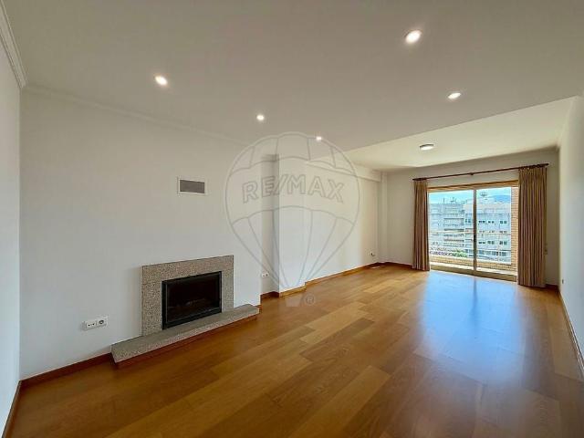 Apartamento alugar em Braga