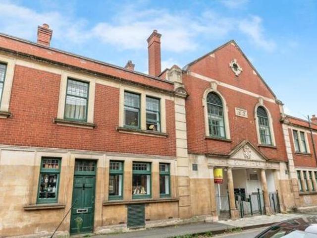 House for sale in Feckenham, City Of Bristol
