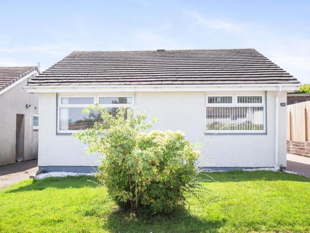 House for rent in Ladywell, Livingston